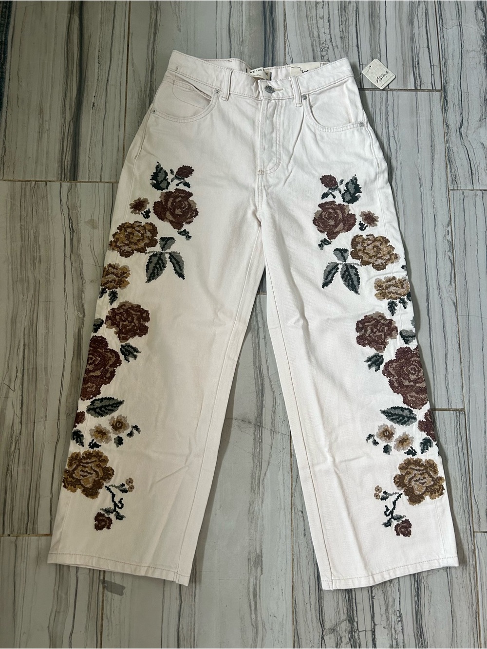 NWT We The Free Willow Cross Stitch
Embroidered Jeans in Parchment - Picture 6 of 16